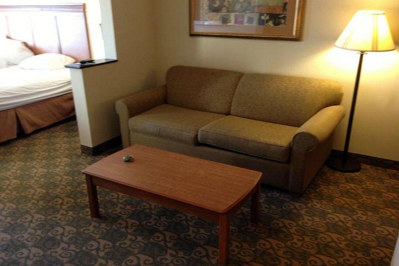 Comfort Inn & Suites Tifton Buitenkant foto