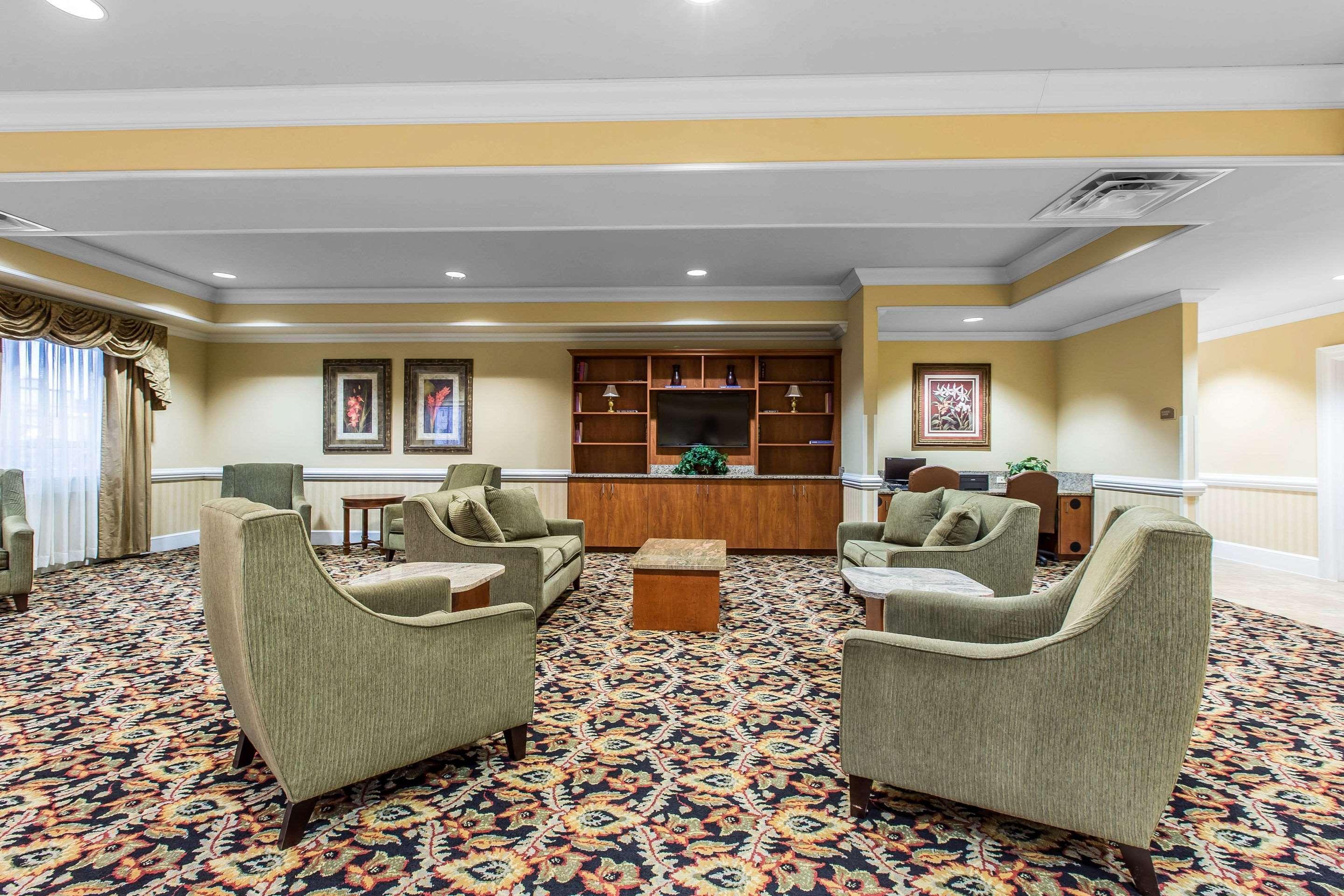Comfort Inn & Suites Tifton Buitenkant foto