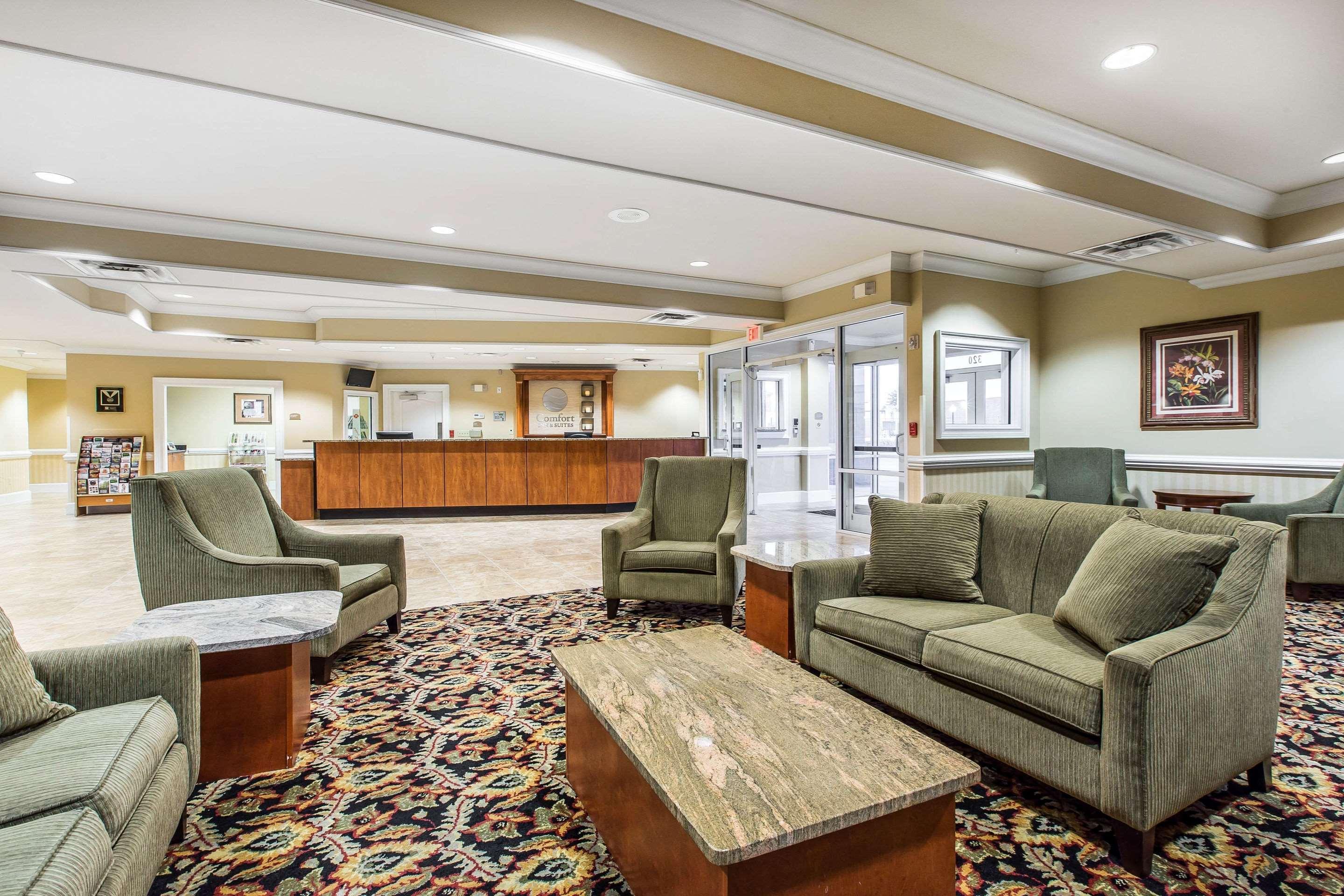 Comfort Inn & Suites Tifton Buitenkant foto