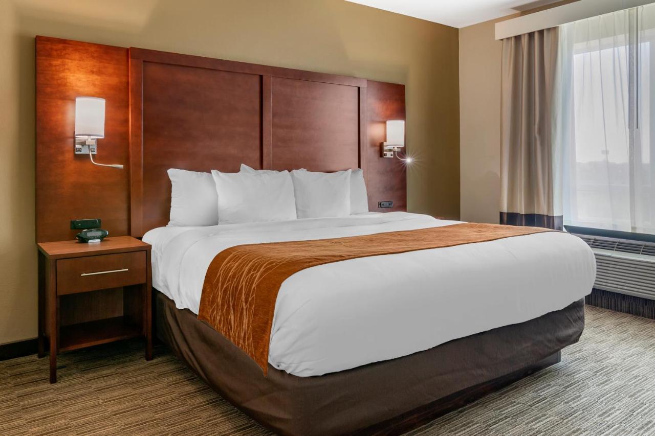 Comfort Inn & Suites Tifton Buitenkant foto